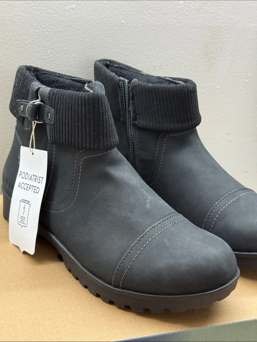 JBU Fall 2024 Karissa Encore Black Ankle Boots Women’s NWT